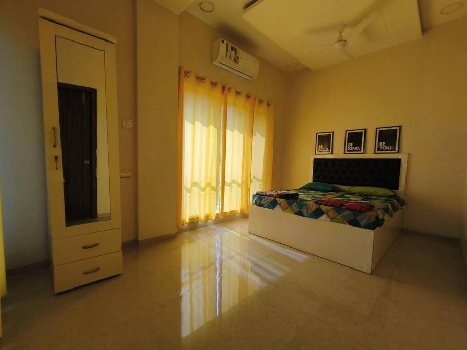 Lavish 3Bhk Villa F2 - Private Pool - The Heaven Pālghar Exteriör bild